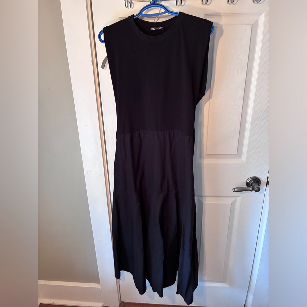 Zara Black Sleeveless Maxi Dress With Flared Skirt
